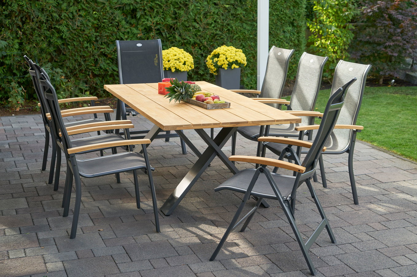 HARTMAN Xanadu / Alice Conjunto de comedor de jardín, xerix/negro, Alu/Madera de teca, 4x4 Textil, 6 Sillones apilables, 2 Sillas plegables, 220x100cm 21162__1