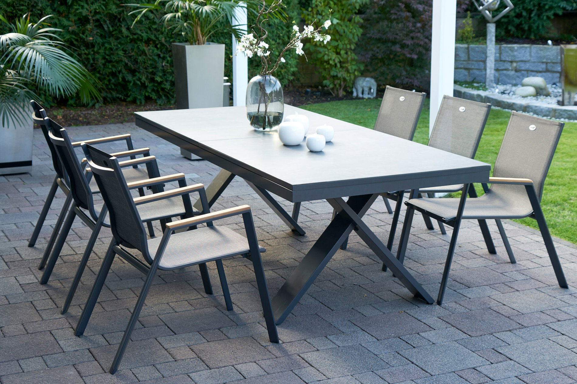 HARTMAN Modelo especial Xanadu / Aruba Conjunto, xerix/antracita, Alu/Vitrocerámica, 6 sillas apilables, 220/280x100cm 21126__1