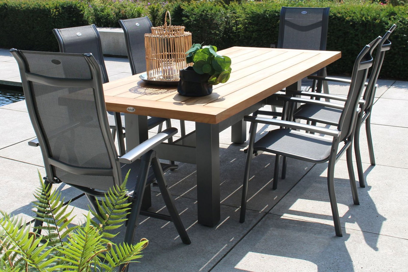 HARTMAN Modelo especial Yasmani/Alice Comfort Conjunto de comedor de jardín, xerix, aluminio/madera de teca, 240x100cm, 4 apilables, 2 sillas plegables 19053__1