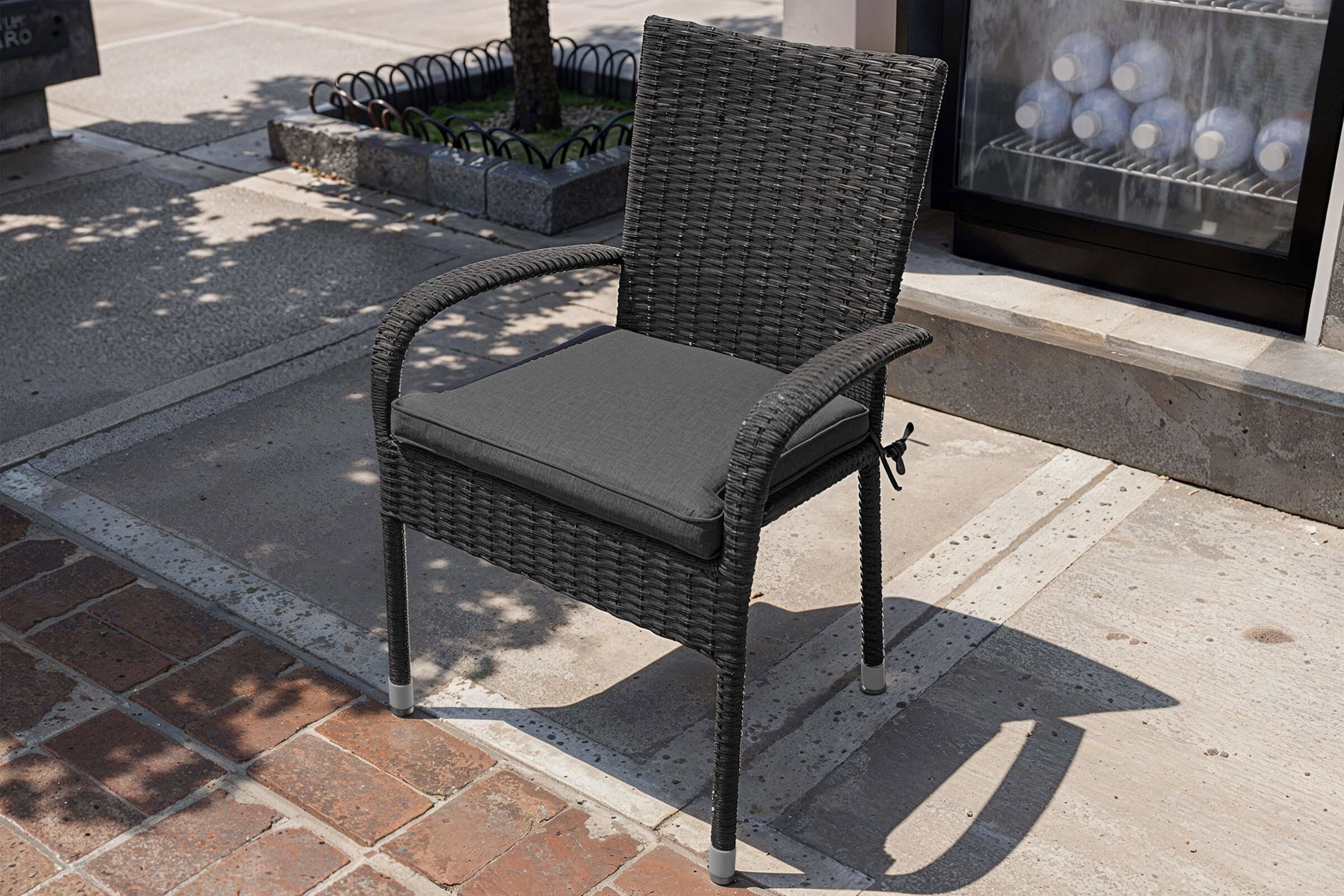 Ploß Rocking Basic Silla apilable, gris/marrón jaspeado, polirratán, 56 x 64 x 92 cm, incl. cojín