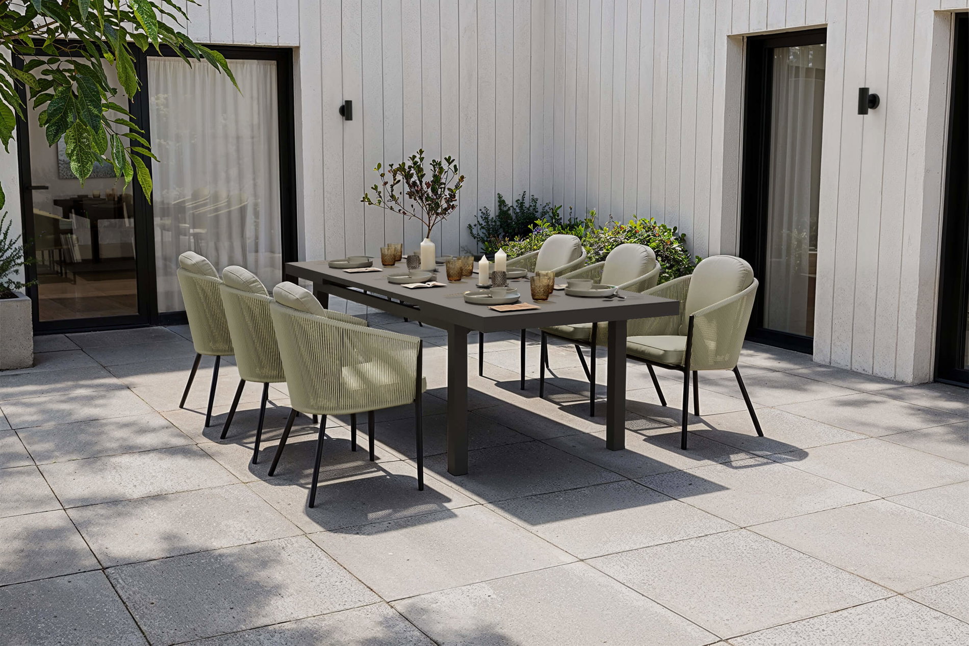 OUTFLEXX Tavio Garten-Essgruppe, anthrazit matt/grün, Alu/Rope-Geflecht, ausziehbare Tischplatte 180/240 x 100 cm, 6 Diningsessel OUTFLEXX Tavio Garten-Essgruppe, anthrazit matt/grün, Alu/Rope-Geflecht, ausziehbare Tischplatte 180/240 x 100 cm, 6 Diningsessel
