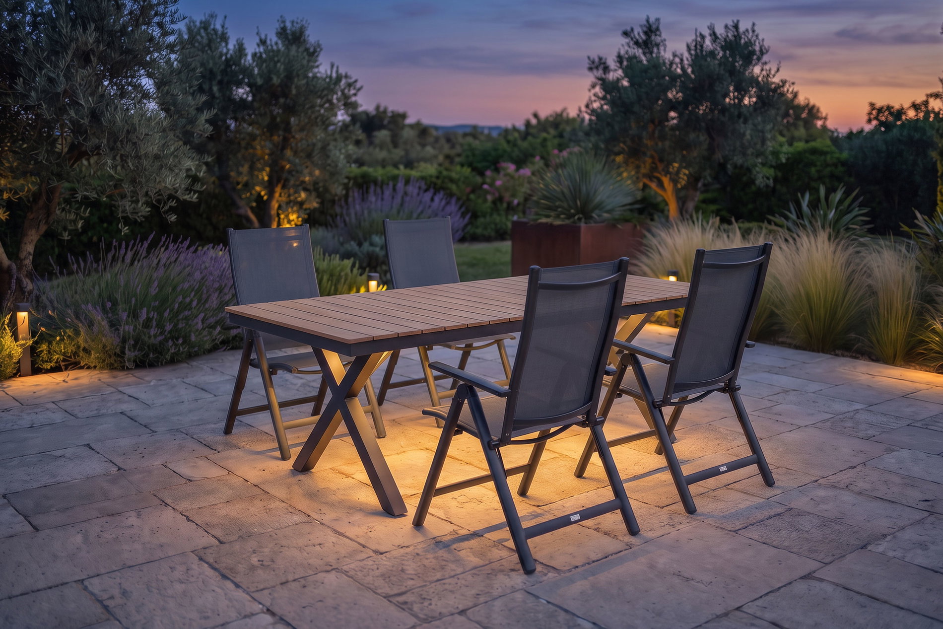 OUTFLEXX Luminara Conjunto de comedor de jardín con iluminación LED, antracita mate/natural, aluminio / imitación madera, 240 x 100 cm, 4 sillas plegables