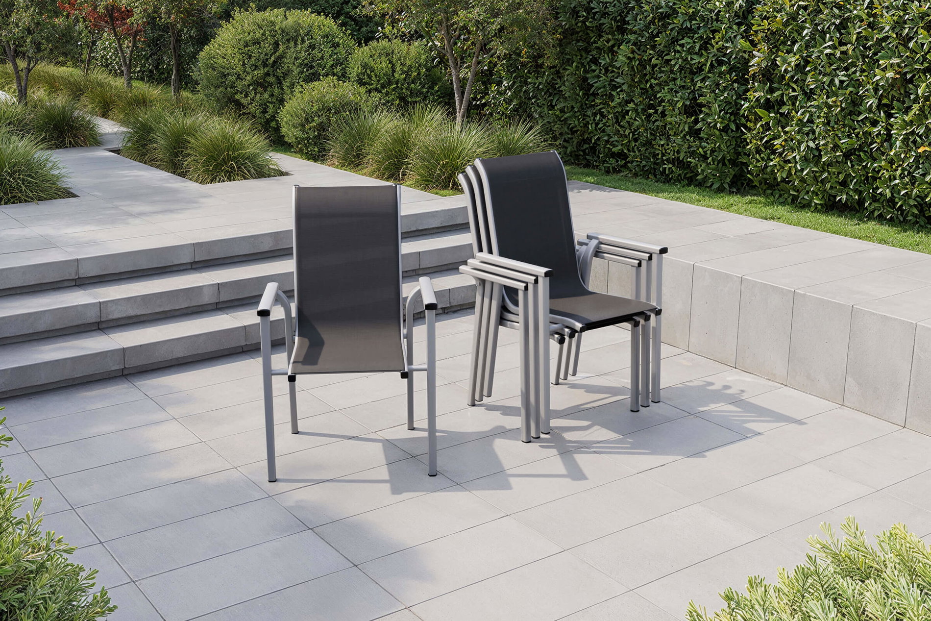 KETTLER BasicPlus Pro Stapelsessel 4er-Set, silber/anthrazit, Aluminium/Textilene, 70 x 65 x 99 cm, stapelbar KETTLER BasicPlus Pro Stapelsessel 4er-Set, silber/anthrazit, Aluminium/Textilene, 70 x 65 x 99 cm, stapelbar