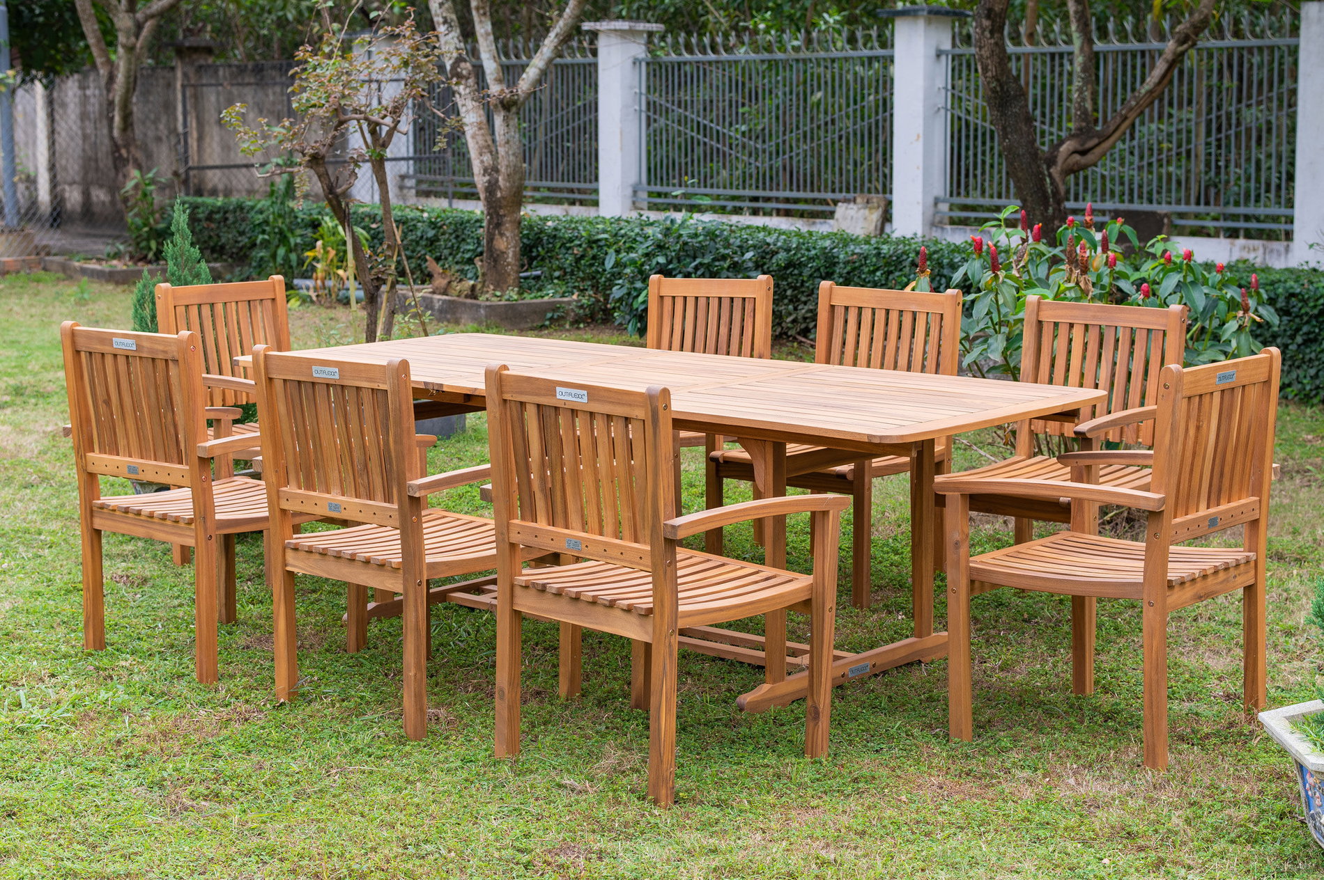 OUTFLEXX Conjunto de comedor de jardín, natural, acacia, mesa extensible 150/200 x 90 cm, 8 sillones con reposabrazos, producto certificado FSC® 22816__1